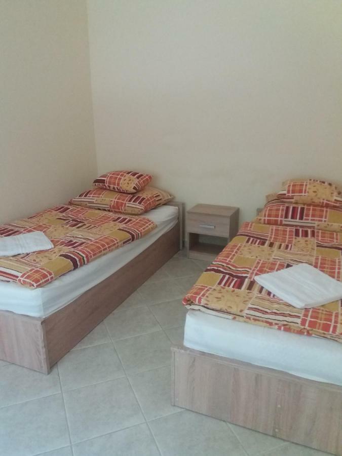 شقة Centrum Apartman سيغيد المظهر الخارجي الصورة