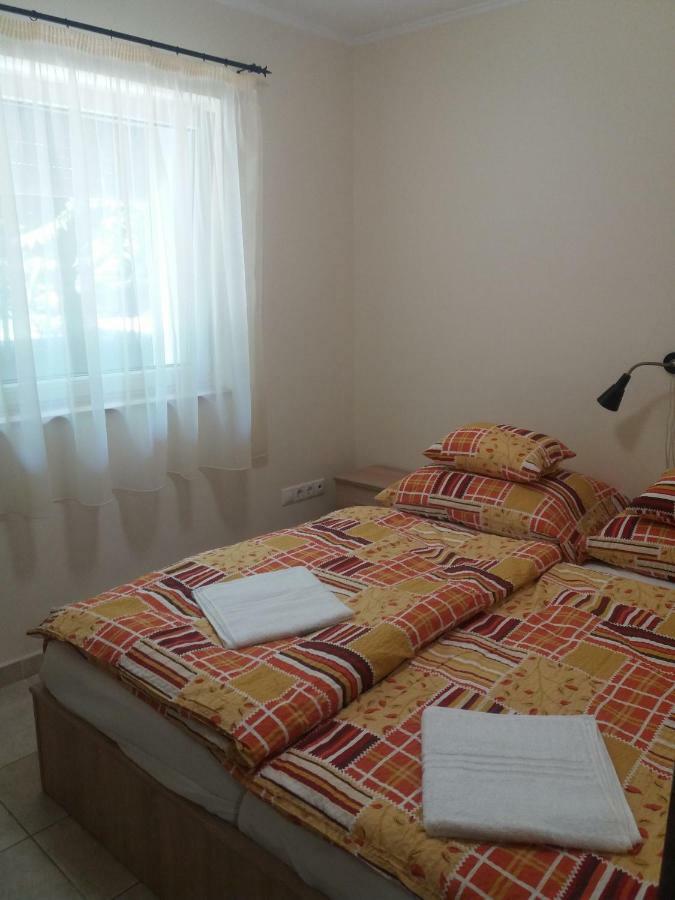 شقة Centrum Apartman سيغيد المظهر الخارجي الصورة